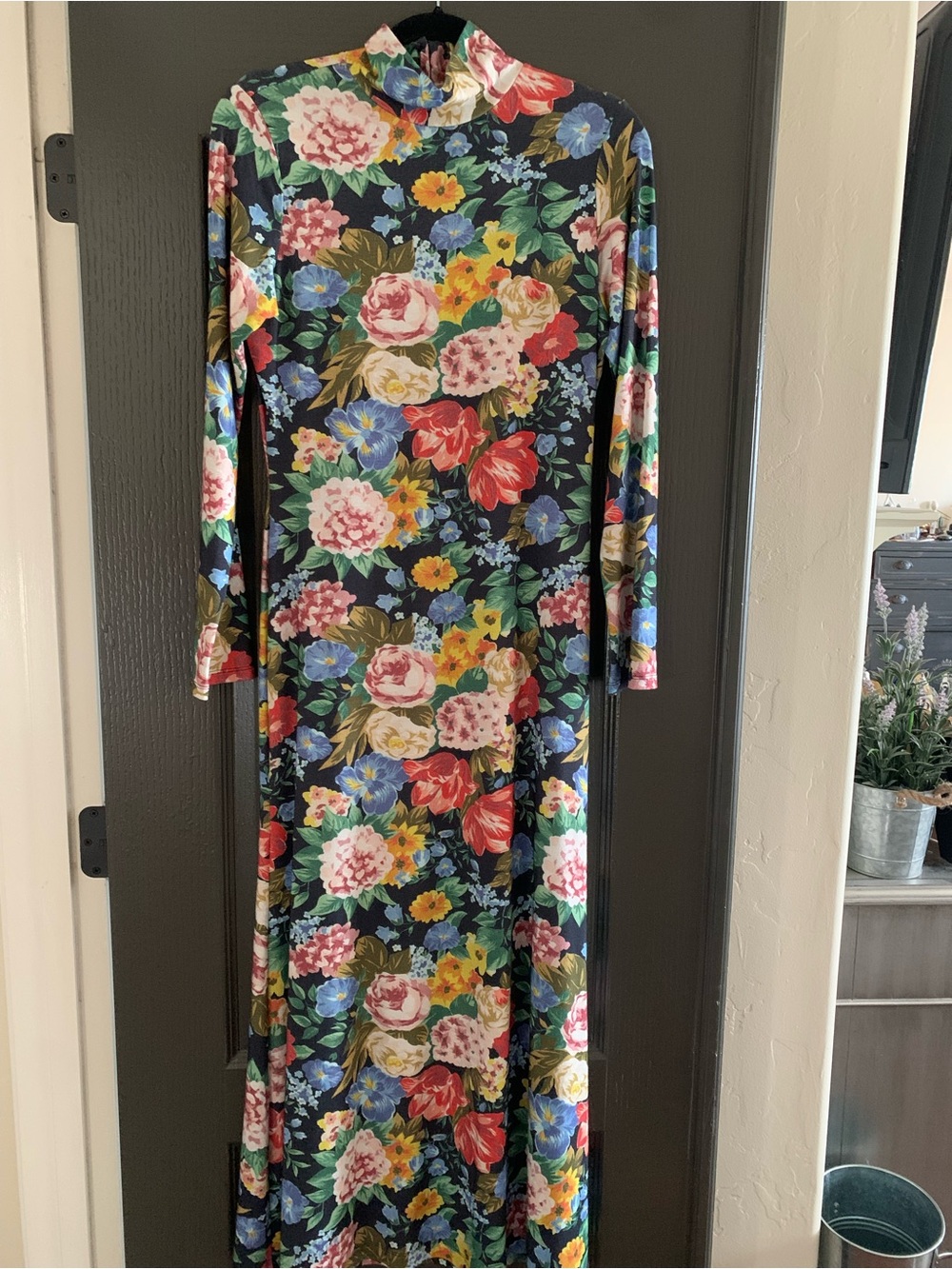 Novella Royale Black Floral Maxi Dress